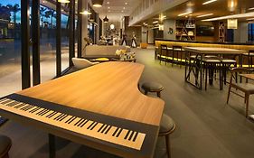 Ibis Taubate